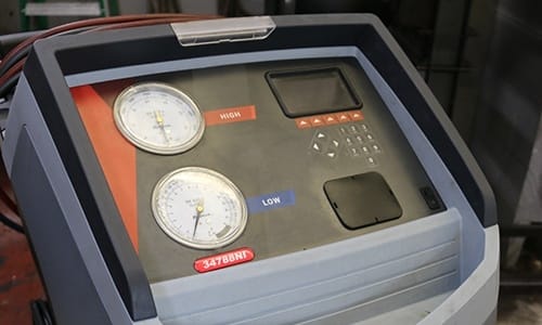 Robinair AC Diagnostic Machine